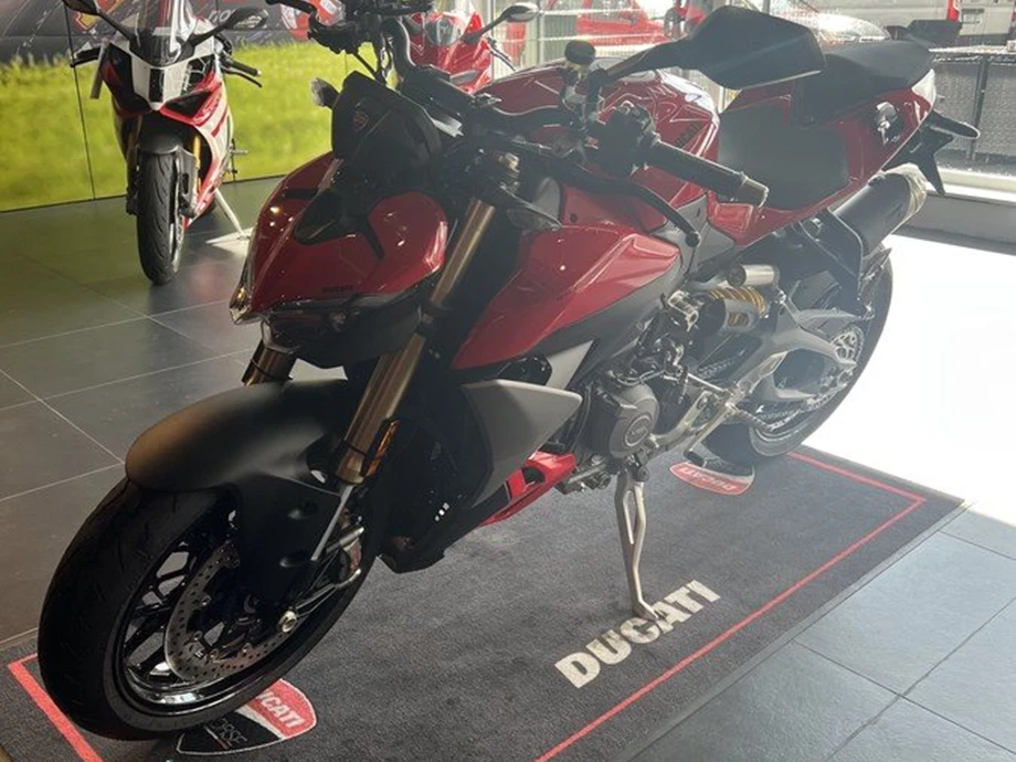 Angebot Ducati Streetfighter V2 Bild 10: Angebot Ducati Streetfighter V2