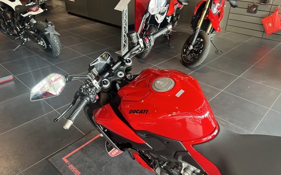 Neufahrzeug Ducati Streetfighter V2 - Bild 7