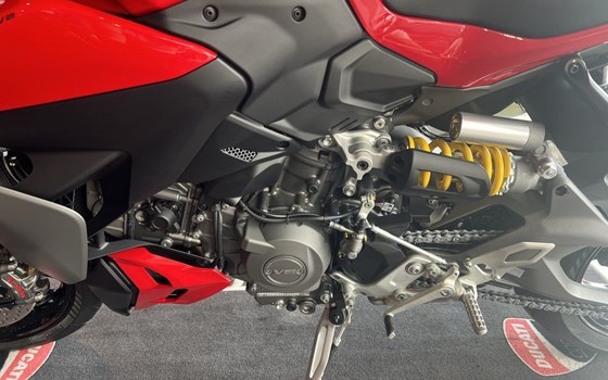Neufahrzeug Ducati Streetfighter V2 - Bild 9