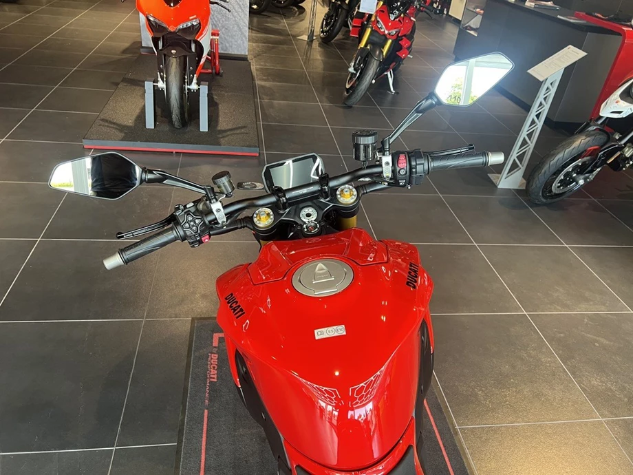 Angebot Ducati Streetfighter V2 S Bild 6: Angebot Ducati Streetfighter V2 S