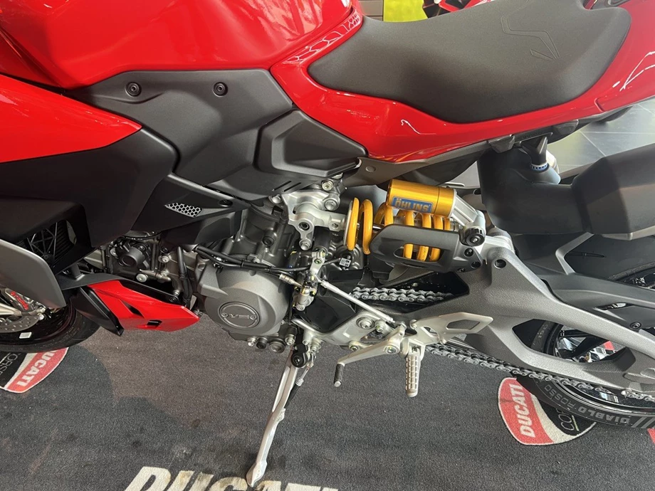 Angebot Ducati Streetfighter V2 S Bild 8: Angebot Ducati Streetfighter V2 S