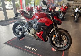 Neumotorrad Ducati Streetfighter V4