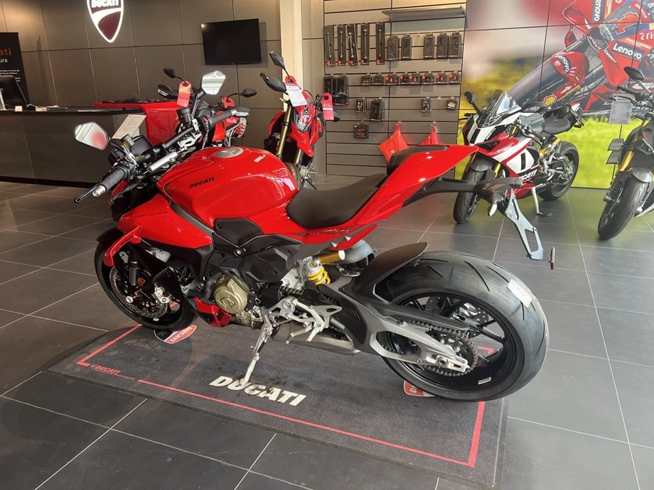 Angebot Ducati Streetfighter V4 Bild 10: Angebot Ducati Streetfighter V4