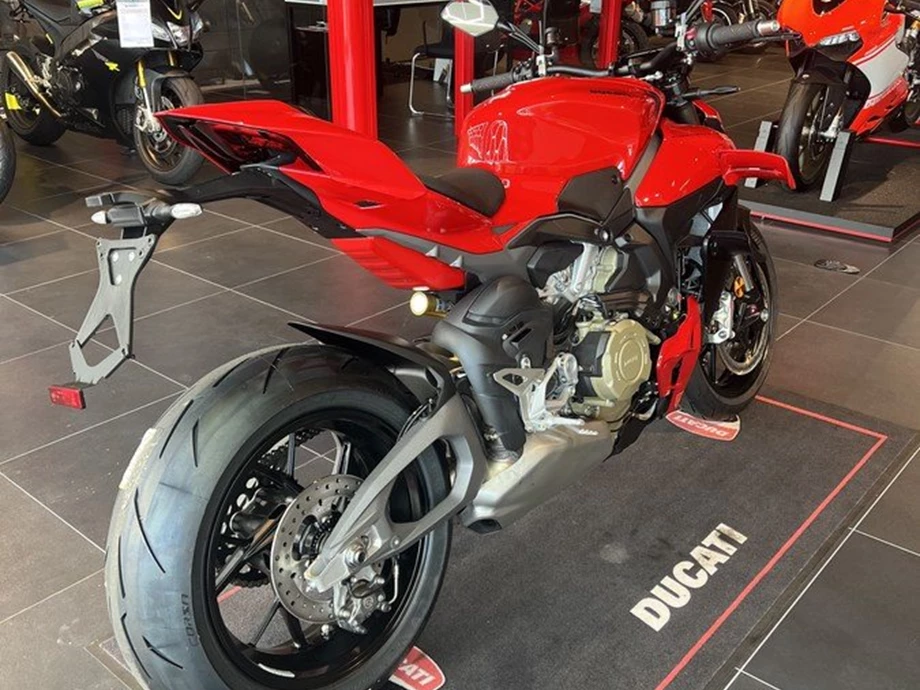 Angebot Ducati Streetfighter V4 Bild 4: Angebot Ducati Streetfighter V4