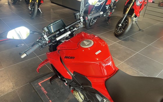 Neufahrzeug Ducati Streetfighter V4 - Bild 8