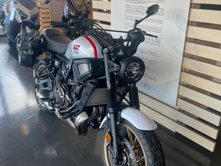 Angebot Yamaha XSR700 XTribute Bild 3: Angebot Yamaha XSR700 XTribute