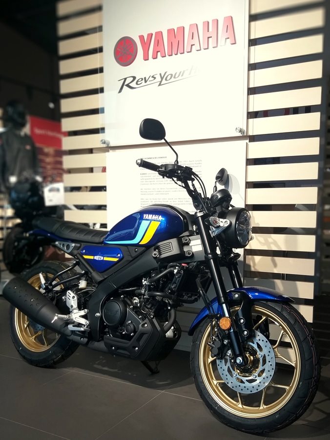 Yamaha XSR125 