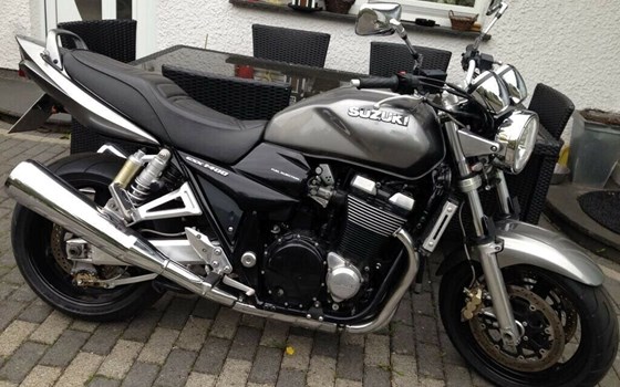 Gebrauchtmotorrad Suzuki GSX 1400 - Bild 1