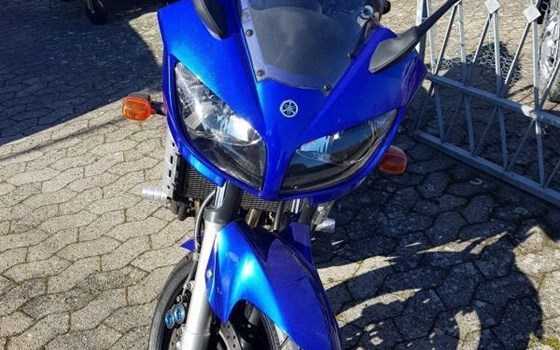Gebrauchtmotorrad Yamaha FZS 1000 Fazer - Bild 1