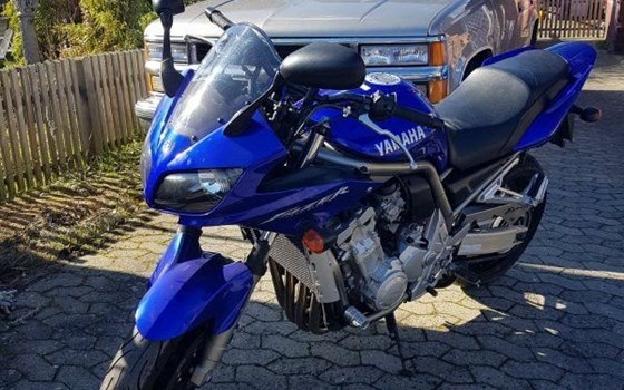 Gebrauchtmotorrad Yamaha FZS 1000 Fazer - Bild 2
