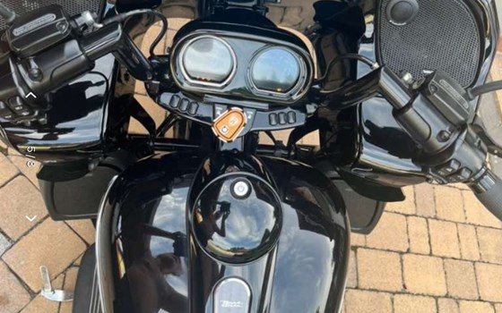 Gebrauchtmotorrad Harley-Davidson Touring Road Glide Special FLTRXS - Bild 3