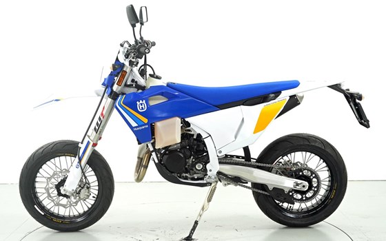 Neufahrzeug Husqvarna TE 300 Heritage - Bild 5