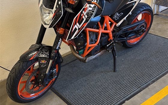 Gebrauchtmotorrad KTM 690 Duke R - Bild 7 Gebrauchtmotorrad KTM 690 Duke R - Bild 7