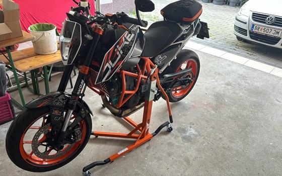 Gebrauchtmotorrad KTM 690 Duke R - Bild 8 Gebrauchtmotorrad KTM 690 Duke R - Bild 8