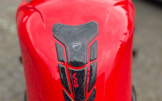 Gebrauchtmotorrad Ducati Streetfighter V4 S - Bild 5