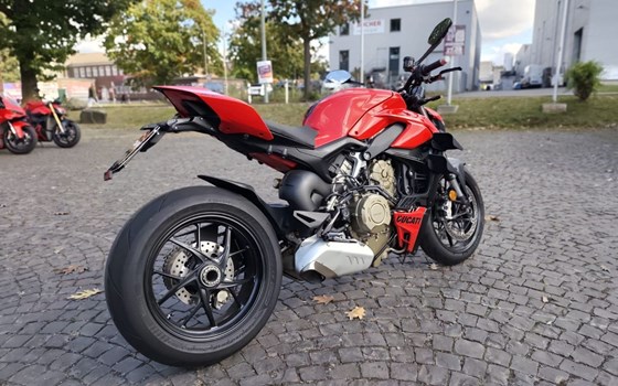 Gebrauchtmotorrad Ducati Streetfighter V4 - Bild 6