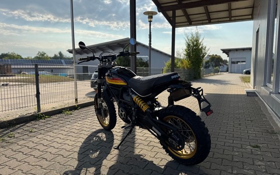 Gebrauchtmotorrad Ducati Scrambler Desert Sled - Bild 8