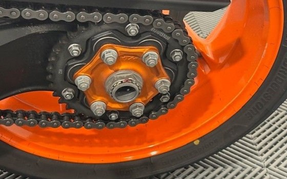 Gebrauchtmotorrad KTM 1290 Super Duke R - Bild 11