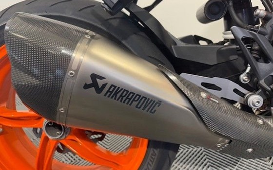 Gebrauchtmotorrad KTM 1290 Super Duke R - Bild 3