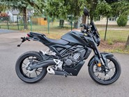 Honda CB125R