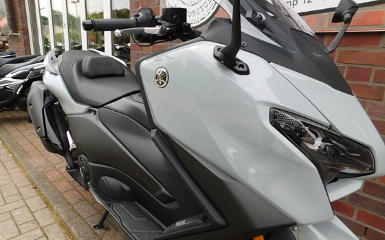 Gebrauchtmotorrad Yamaha TMAX 560 Tech Max - Bild 14