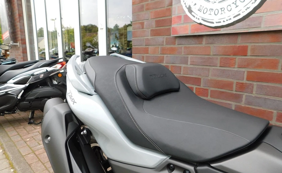 Angebot Yamaha TMAX 560 Tech Max Bild 15: Angebot Yamaha TMAX 560 Tech Max
