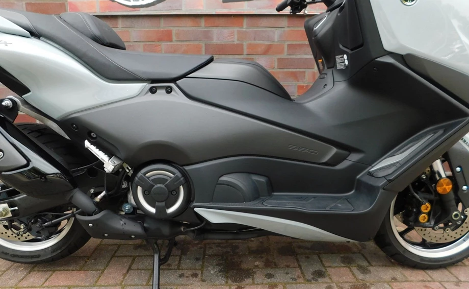 Angebot Yamaha TMAX 560 Tech Max Bild 16: Angebot Yamaha TMAX 560 Tech Max