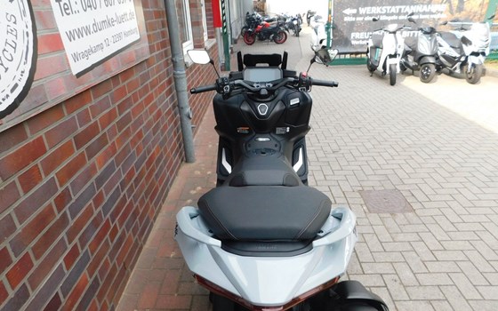 Gebrauchtmotorrad Yamaha TMAX 560 Tech Max - Bild 9