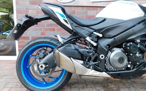 Gebrauchtmotorrad Suzuki GSX-S1000 - Bild 12