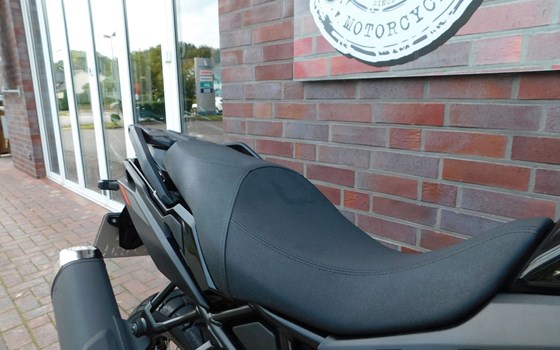 Gebrauchtmotorrad Suzuki V-Strom 800DE - Bild 17