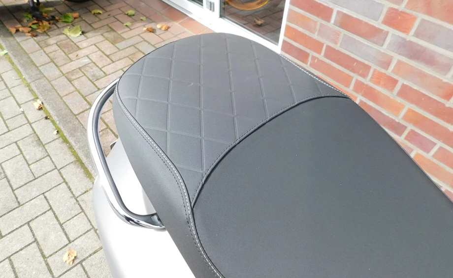 Angebot Vespa GTS 125ie Super Tech Bild 11: Angebot Vespa GTS 125ie Super Tech