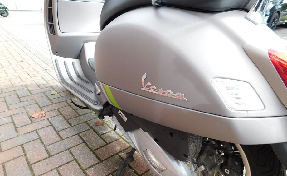 Angebot Vespa GTS 125ie Super Tech Bild 13: Angebot Vespa GTS 125ie Super Tech