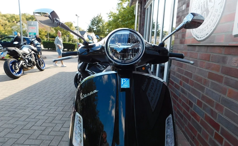 Angebot Vespa GTS 310 SuperSport Bild 6: Angebot Vespa GTS 310 SuperSport