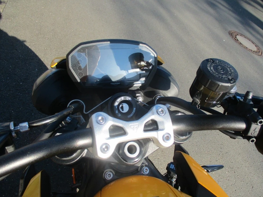 Angebot Triumph Street Triple 765 RS Bild 10: Angebot Triumph Street Triple 765 RS