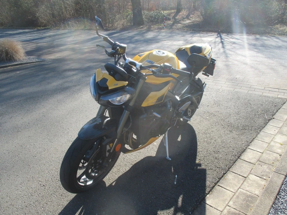Angebot Triumph Street Triple 765 RS Bild 5: Angebot Triumph Street Triple 765 RS