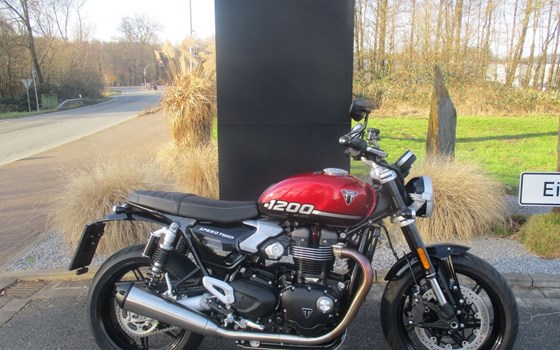 Gebrauchtmotorrad Triumph Speed Twin 1200 - Bild 1