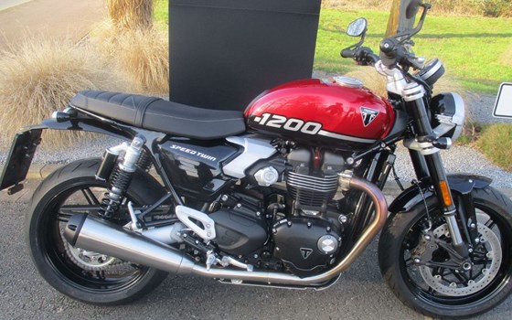 Gebrauchtmotorrad Triumph Speed Twin 1200 - Bild 10