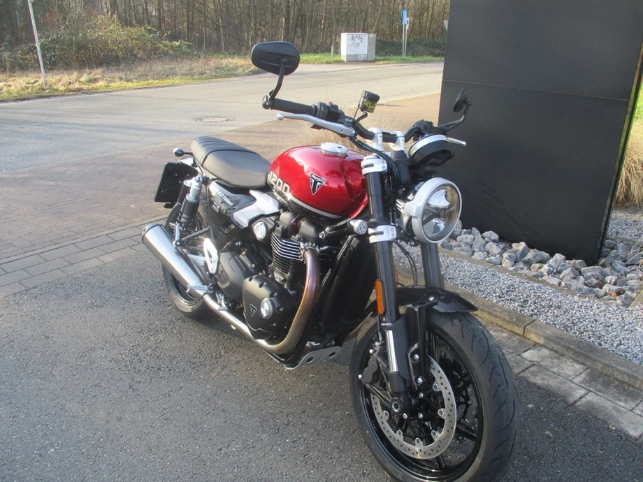Angebot Triumph Speed Twin 1200 Bild 3: Angebot Triumph Speed Twin 1200