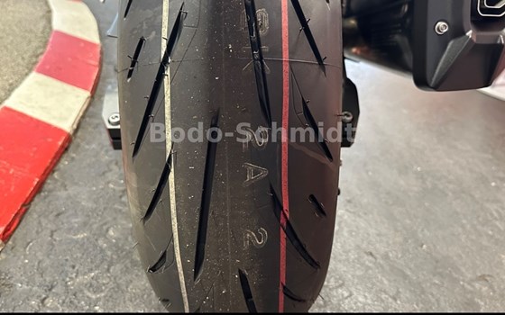 Neufahrzeug Kawasaki Ninja 1100SX - Bild 4