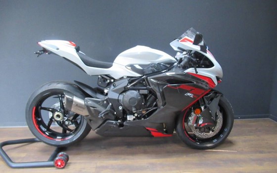 Gebrauchtmotorrad MV Agusta F3 800 - Bild 1