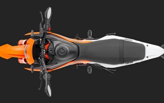 Neufahrzeug KTM 125 SMC R - Bild 10