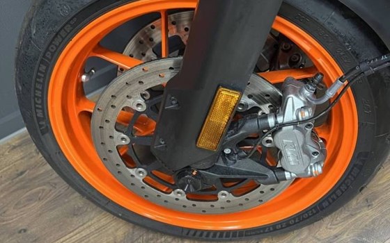 Gebrauchtmotorrad KTM 890 SMT - Bild 9