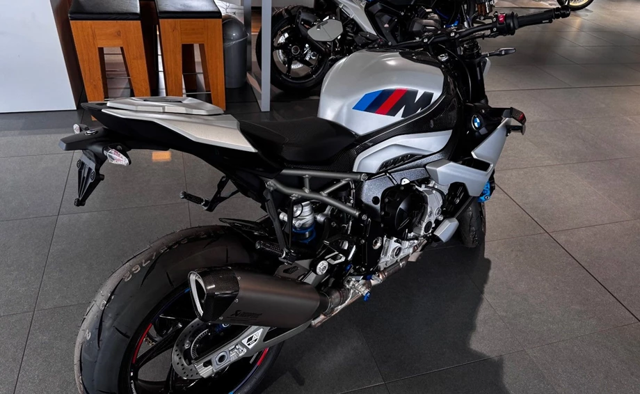 Angebot BMW M 1000 RR Bild 3: Angebot BMW M 1000 RR