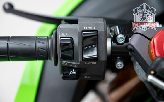 Gebrauchtmotorrad Kawasaki Ninja ZX-10R - Bild 12