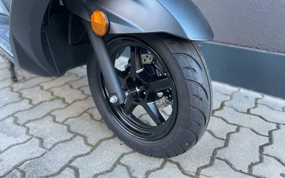 Gebrauchtmotorrad Suzuki Burgman Street 125EX - Bild 8