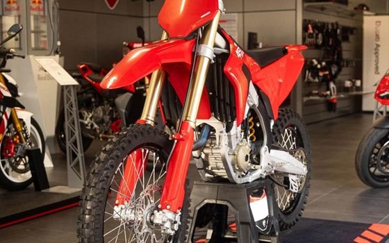 Neufahrzeug Ducati Desmo450 MX - Bild 2