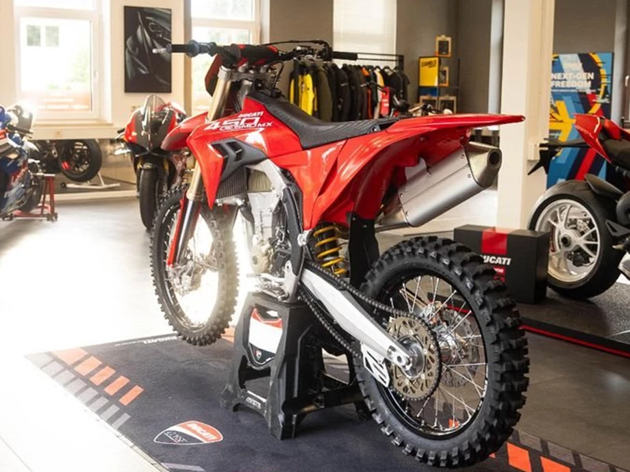 Angebot Ducati Desmo450 MX Bild 3: Angebot Ducati Desmo450 MX
