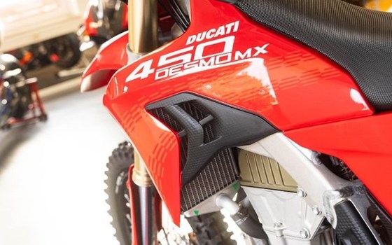 Neufahrzeug Ducati Desmo450 MX - Bild 7