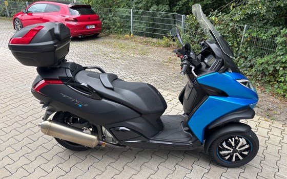 Gebrauchtmotorrad Peugeot Metropolis 400 - Bild 2