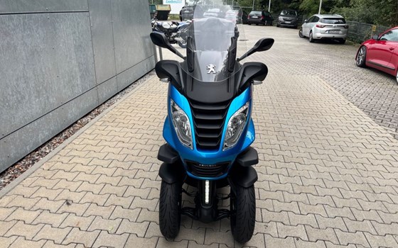 Gebrauchtmotorrad Peugeot Metropolis 400 - Bild 4